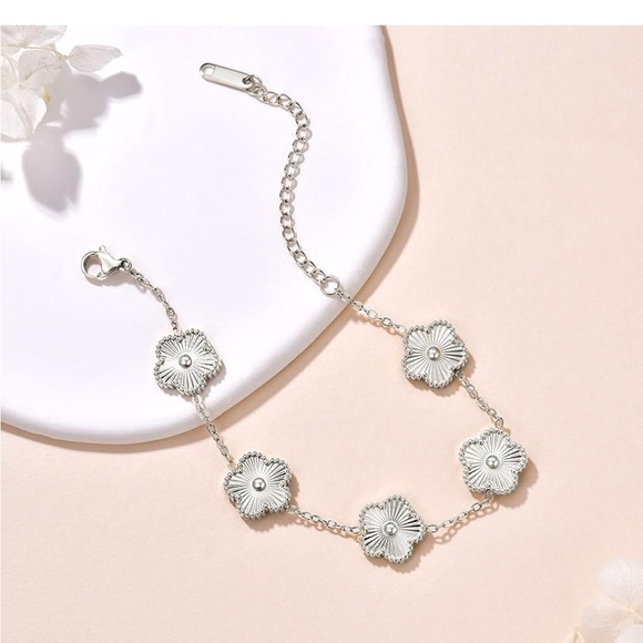 Silver Tone Floral Bracelet - Picture 4 of 7